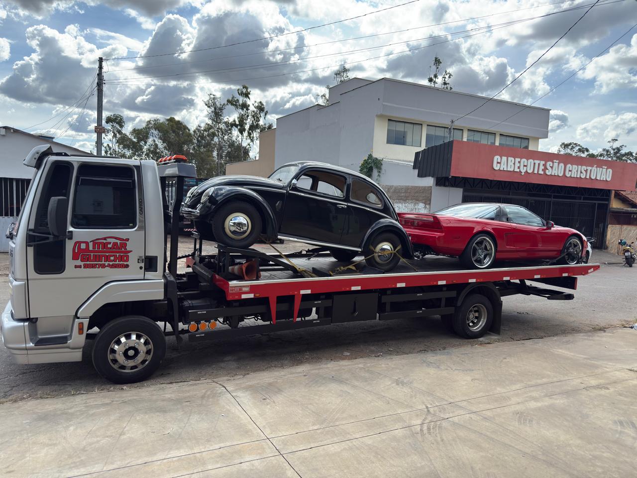 Caminhão guincho Mcar em Goiânia